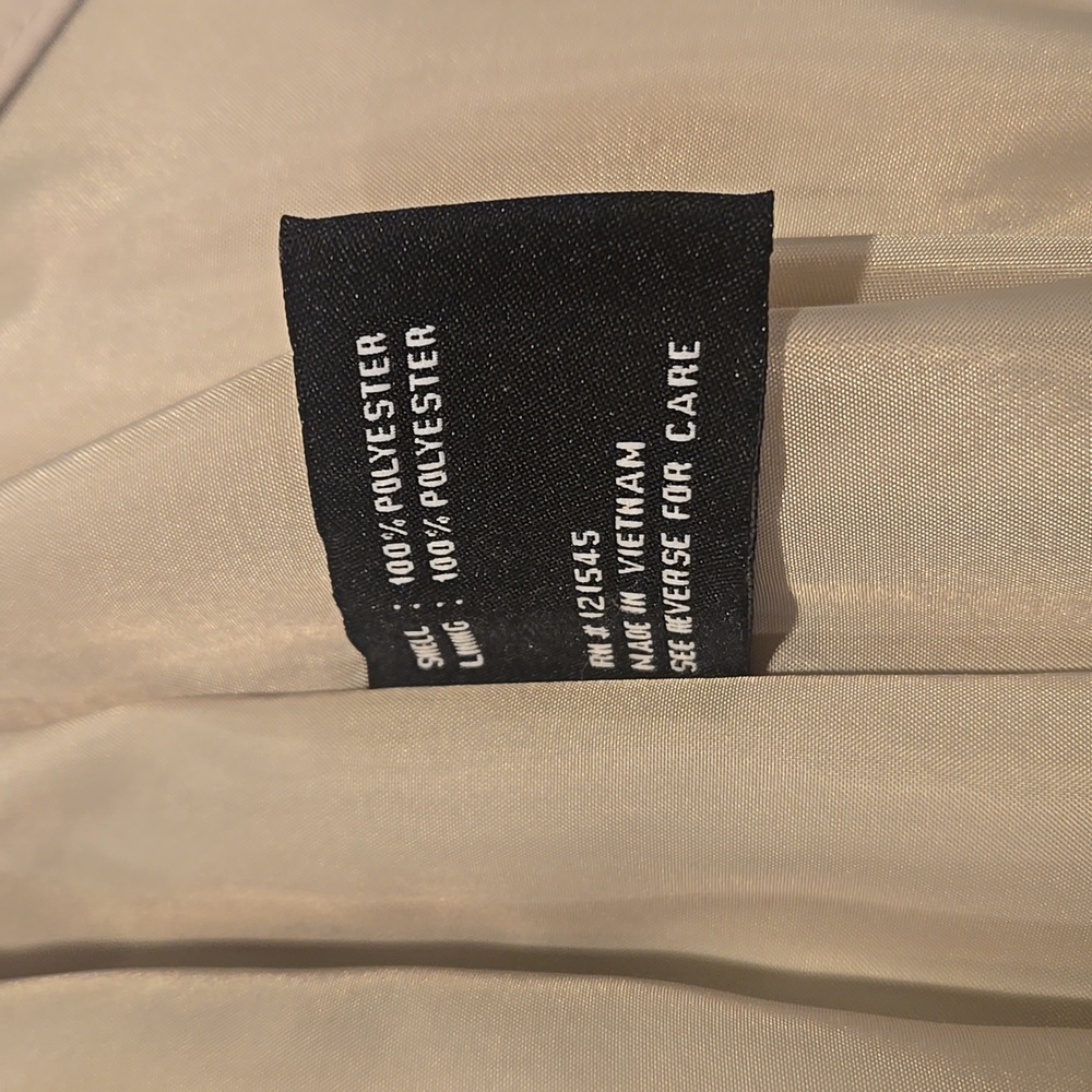 London Fog jacket - Picture 7 of 8